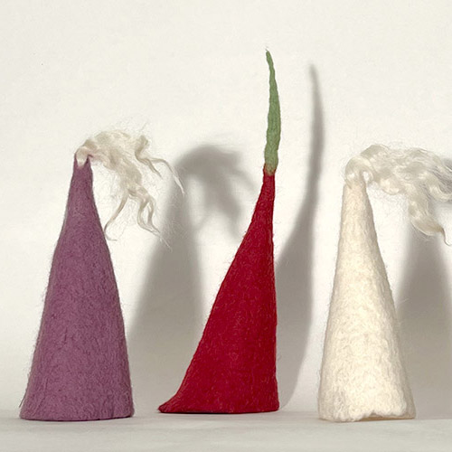 3 Filz-Wichtelmuetzen quadratischer Bildausschnitt